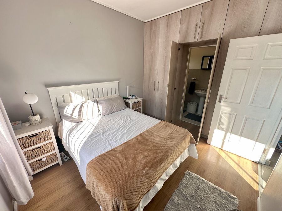 2 Bedroom Property for Sale in Parklands Western Cape